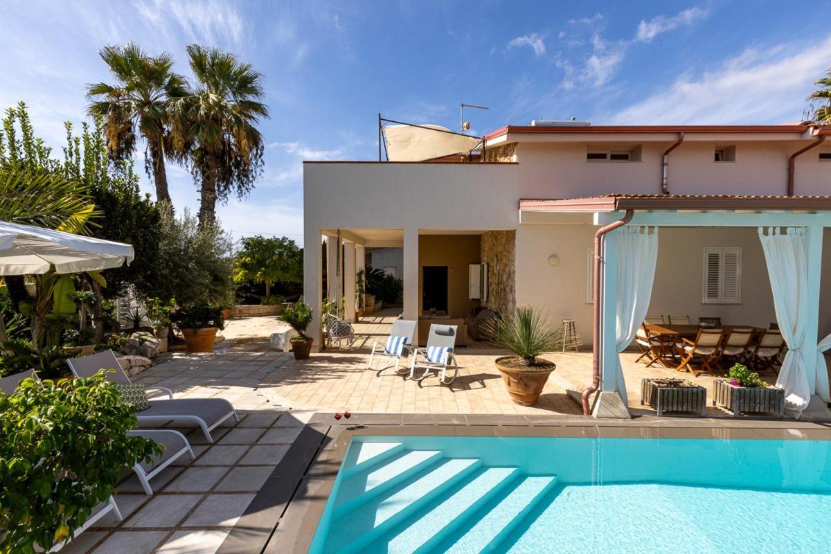 Villa Zaima Con Piscina Privata Santa Maria del Focallo Esterno foto