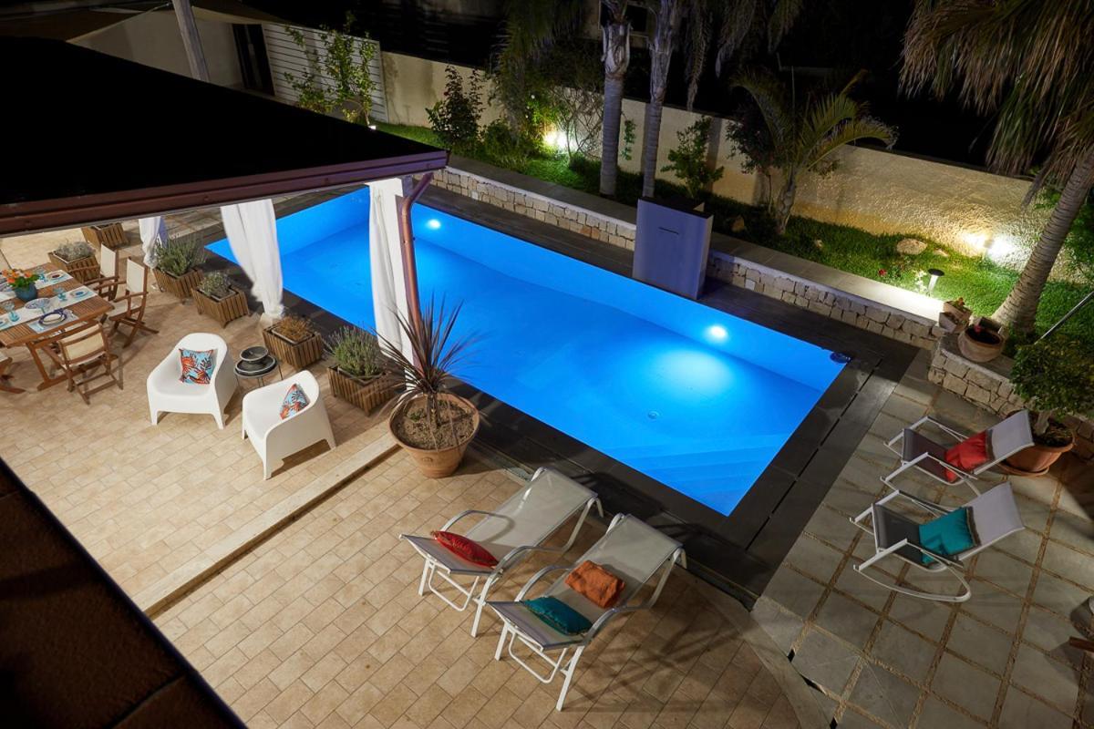 Villa Zaima Con Piscina Privata Santa Maria del Focallo Esterno foto