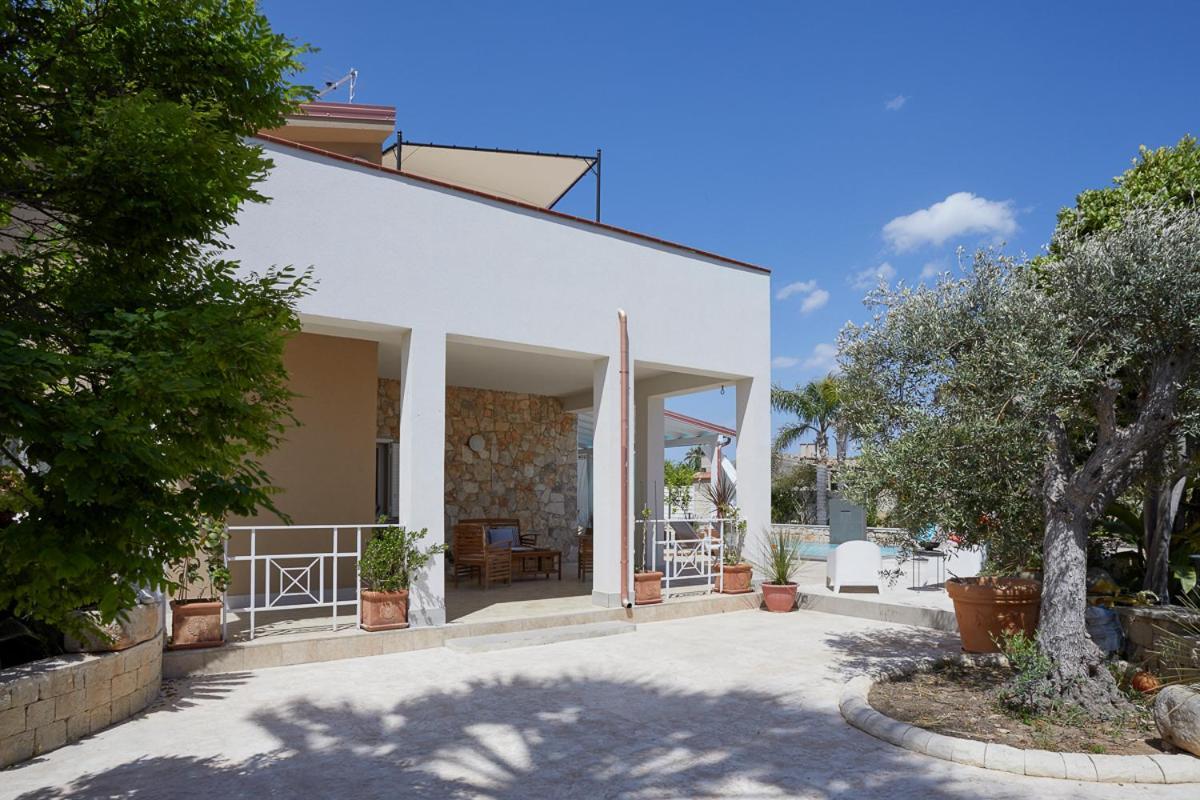 Villa Zaima Con Piscina Privata Santa Maria del Focallo Esterno foto
