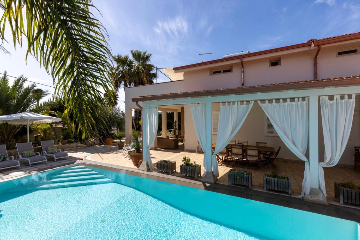 Villa Zaima Con Piscina Privata Santa Maria del Focallo Esterno foto